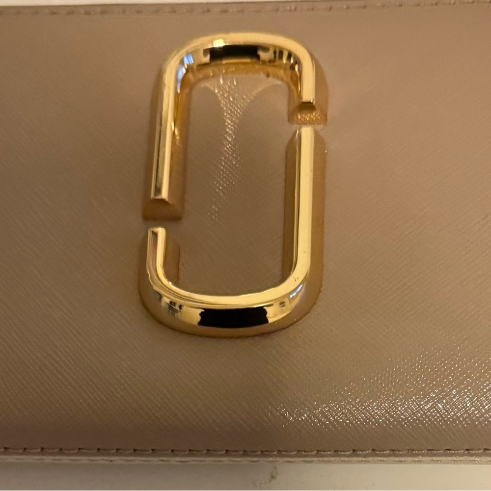 Marc Jacobs Tan Key & Card Holder with Gold Accent